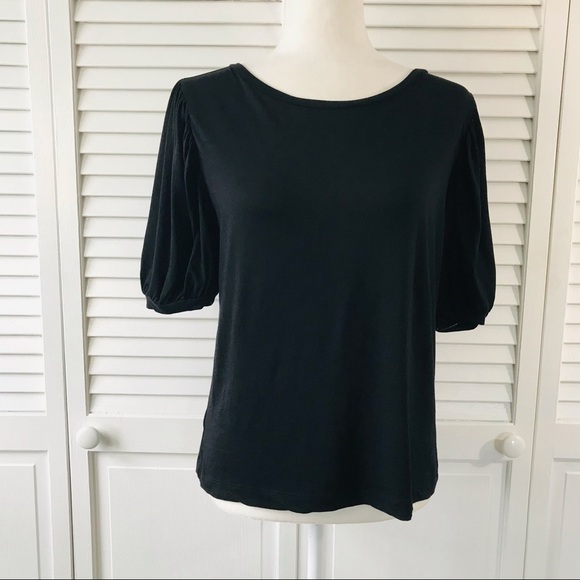 LOFT Tops - LOFT Black Scoop Neck Short Sleeve Shirt